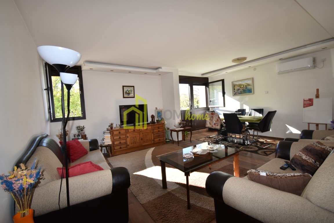 Dvosoban stan 80m2, Blok 5